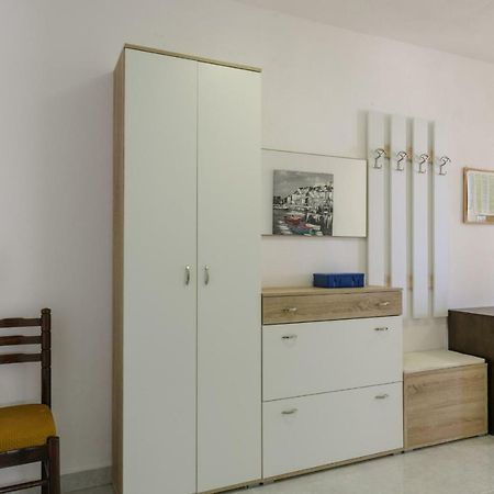 Renic Apartmani คาชเตลา ภายนอก รูปภาพ